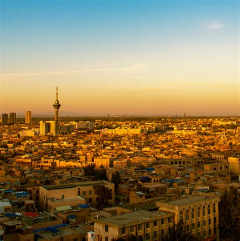 神桌後面的背景 新疆城市排名